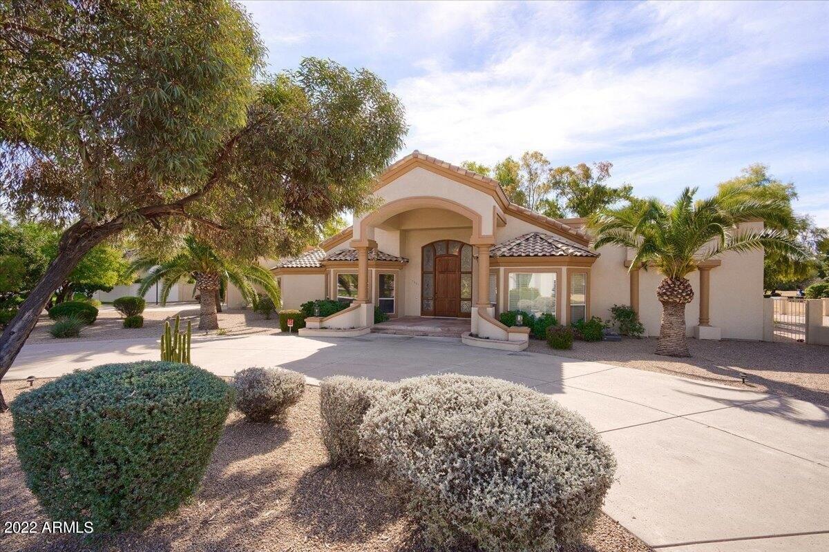E Caballo Cir, Paradise Valley, AZ 85253
