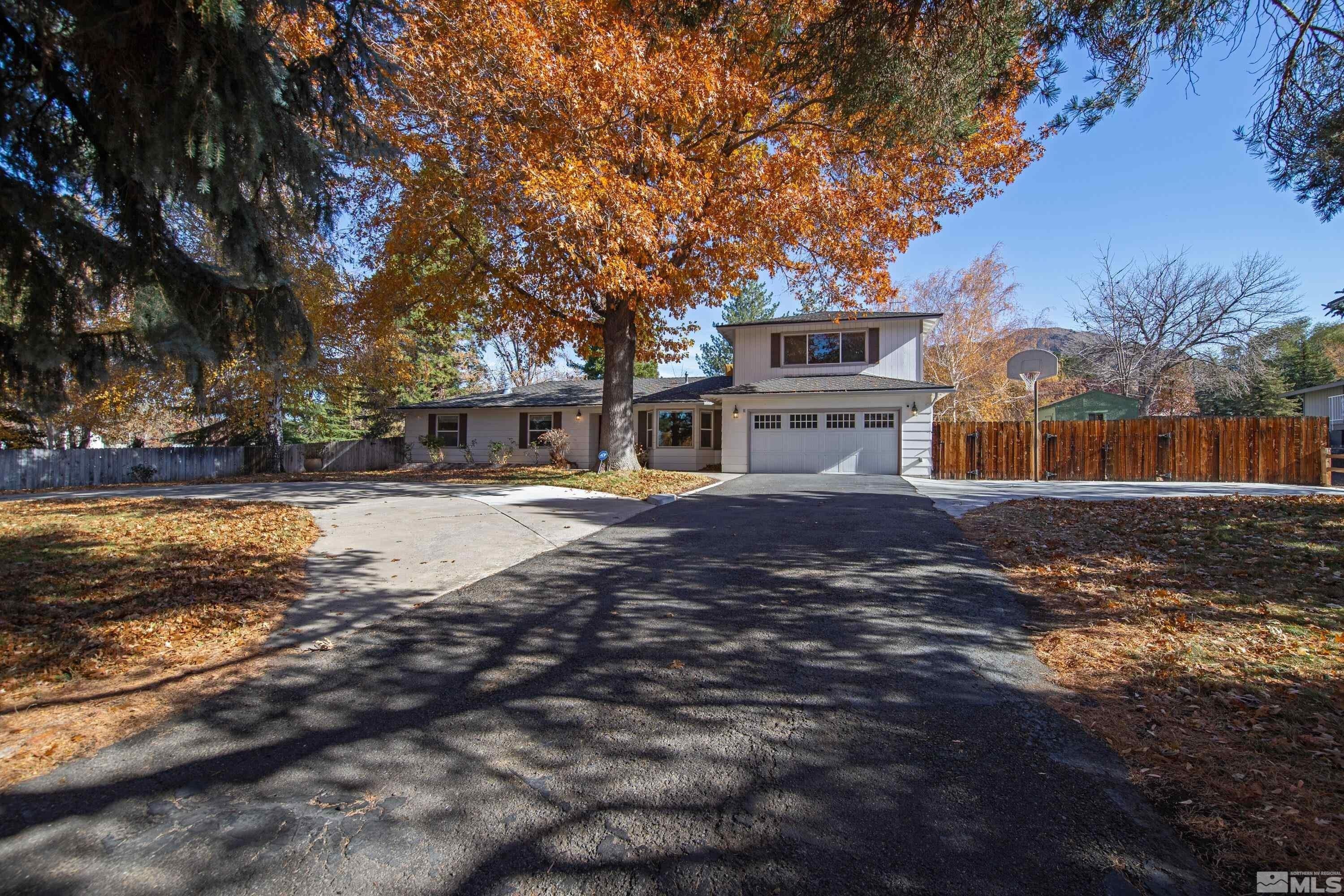 E Hidden Valley Dr, Reno, NV 89502