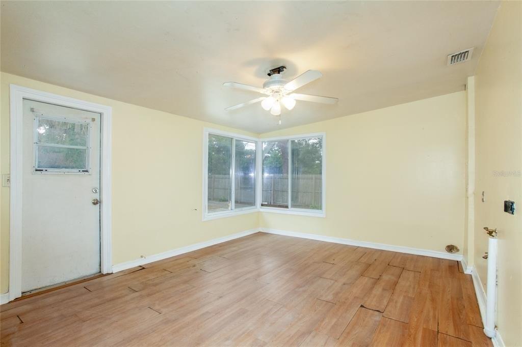 37th St S, Saint Petersburg, FL 33711