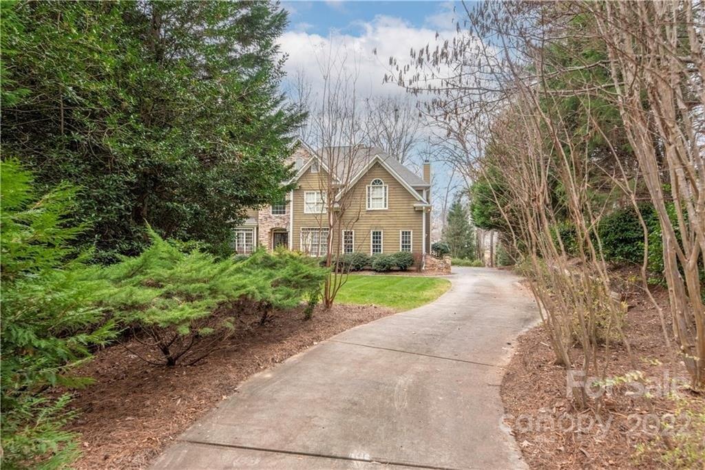 Spring Grove Ln, Cornelius, NC 28031