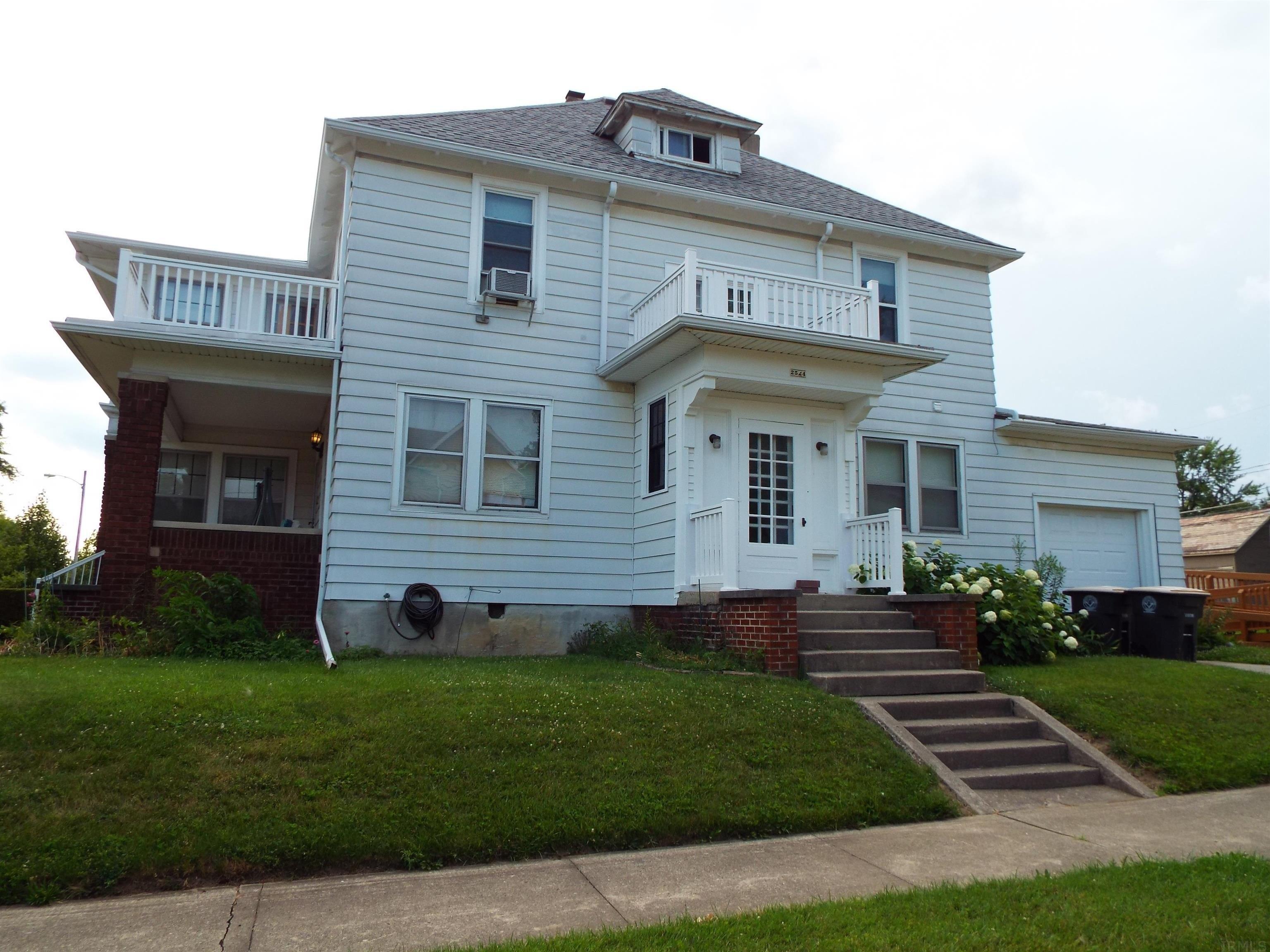 E Woodland Ave, Fort Wayne, IN 46803