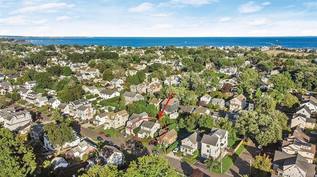 Howard St, Fairfield, CT 06824