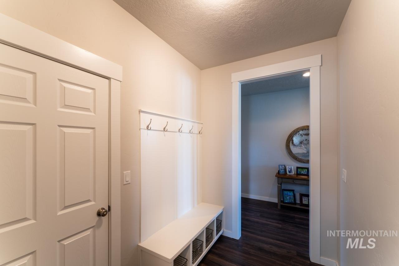 S Lava Springs Loop, Nampa, ID 83686