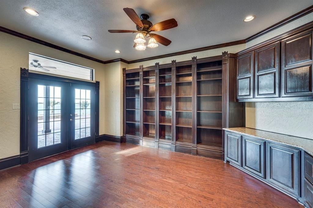 Penn Cv, Waxahachie, TX 75165