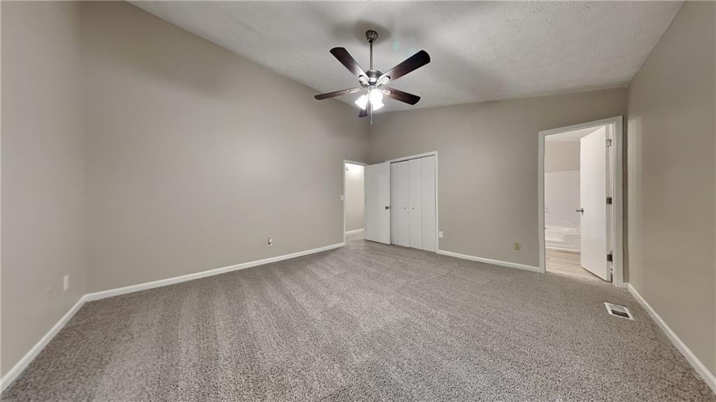 Chinaberry Ln, Snellville, GA 30039