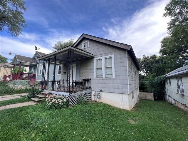 E 8th St, Kansas City, MO 64125