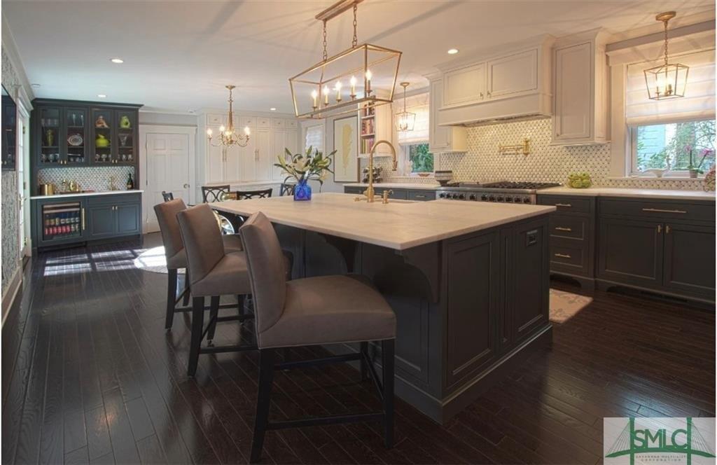 E 50th St, Savannah, GA 31405