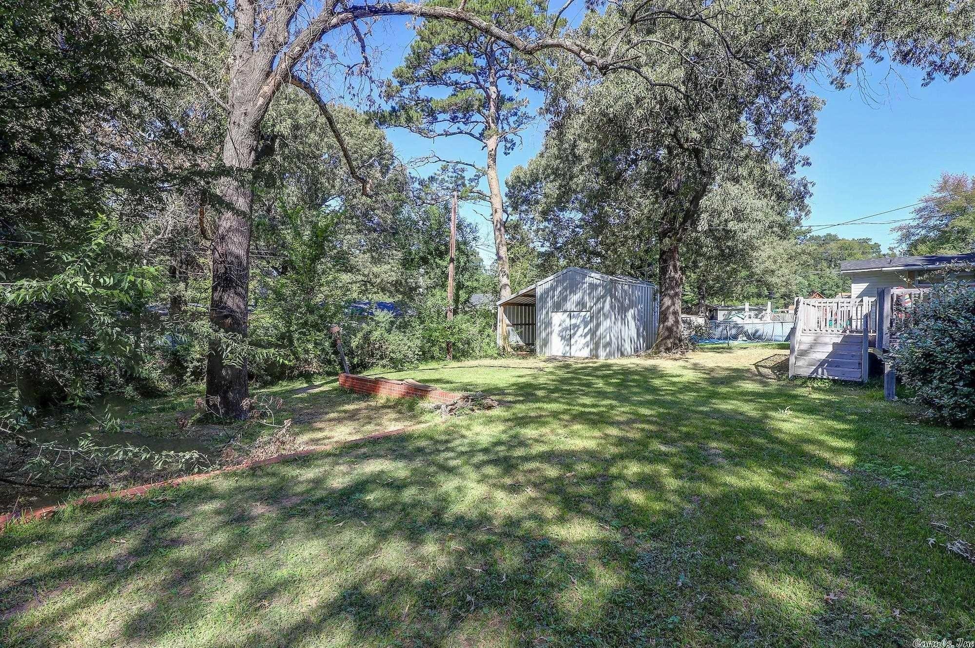 Hazel St, Texarkana, TX 75503