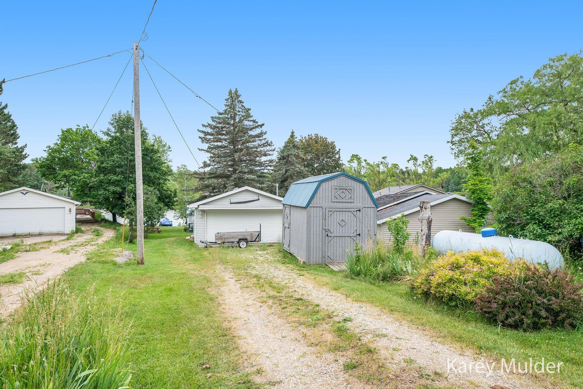 Lake Lure Dr, Evart, MI 49631