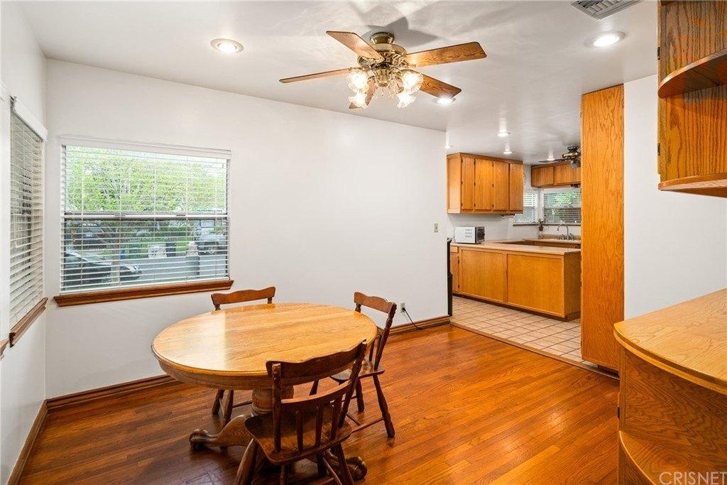 Irvine Ave, North Hollywood, CA 91601