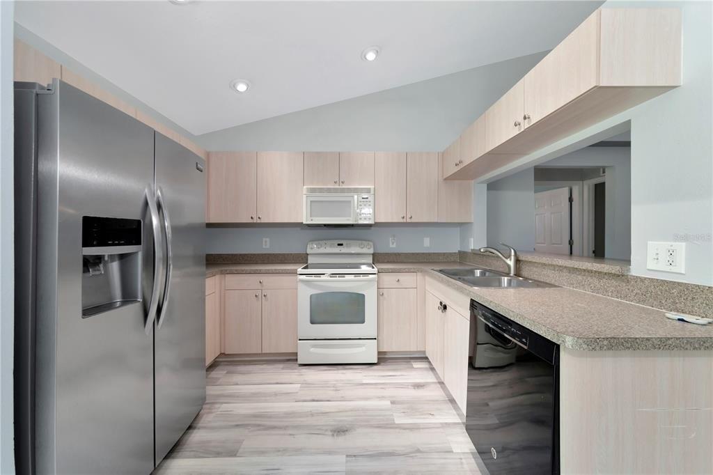 33rd Dr E, Palmetto, FL 34221