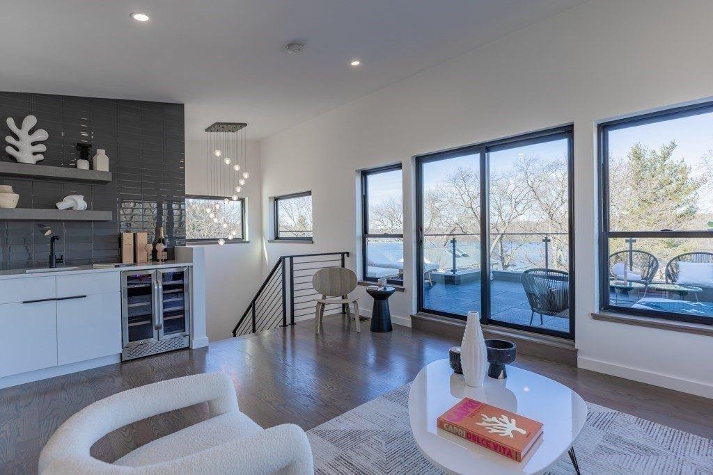 Beverly Rd, Arlington, MA 02474