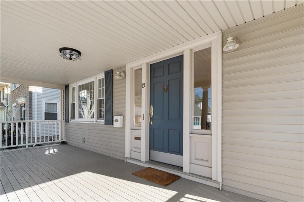 Bowen St, Cranston, RI 02905