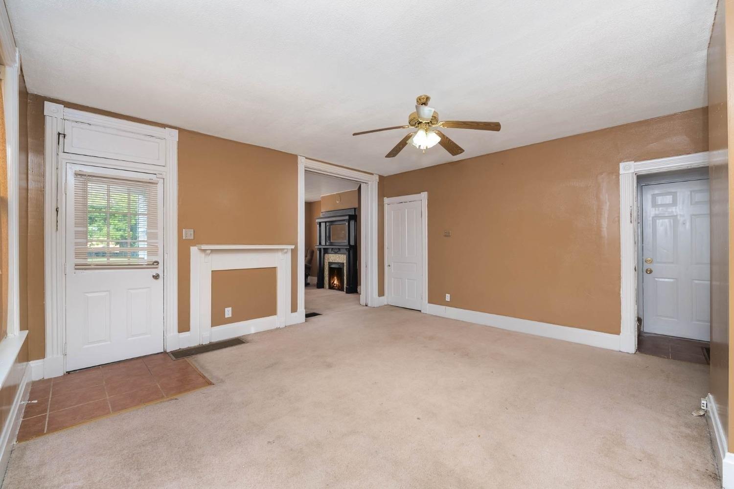 Wallace St, Hamilton, OH 45011