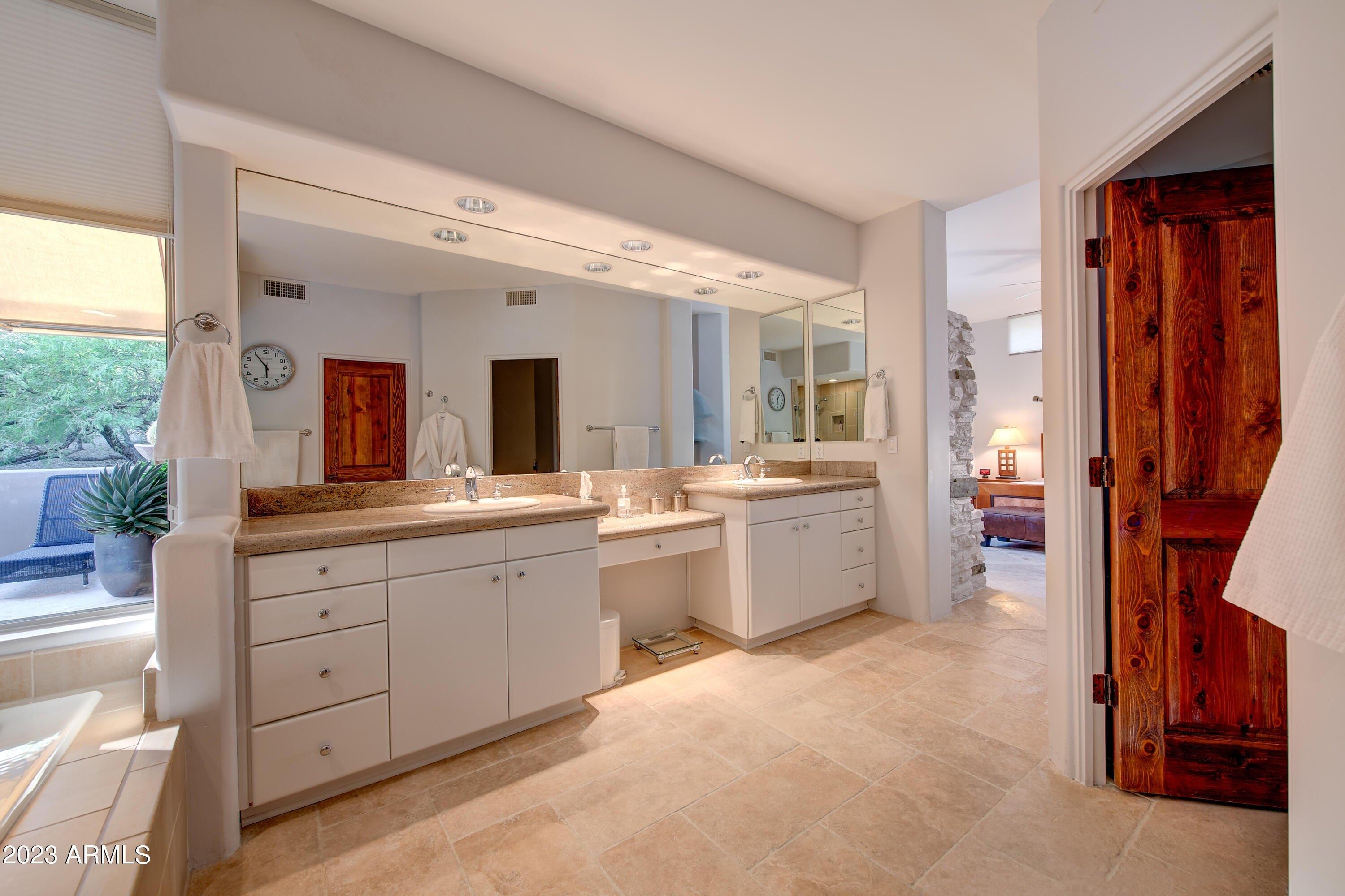 N 101st Way, Scottsdale, AZ 85262