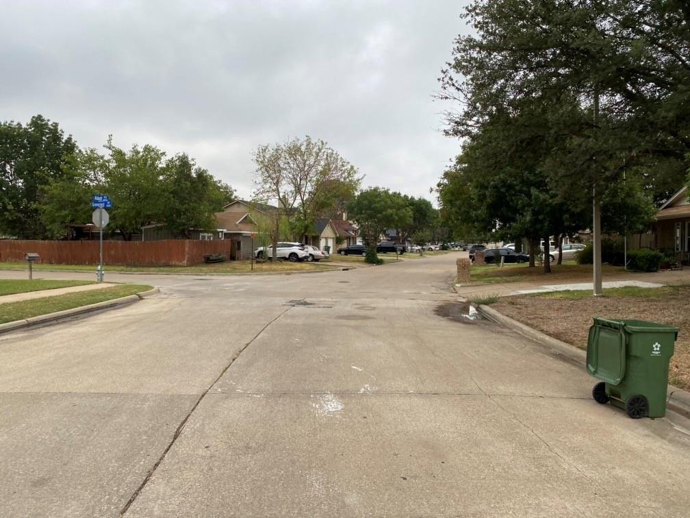 Abbott Ave, Arlington, TX 76018