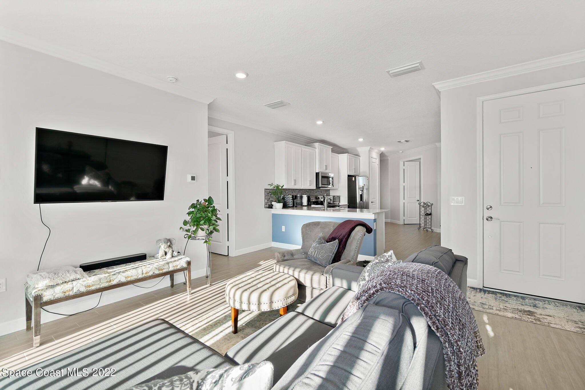 Alister Dr, Melbourne, FL 32940
