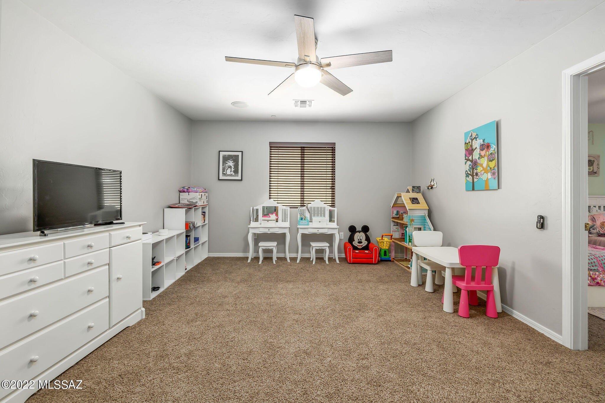 S Via Del Moro, Sahuarita, AZ 85629