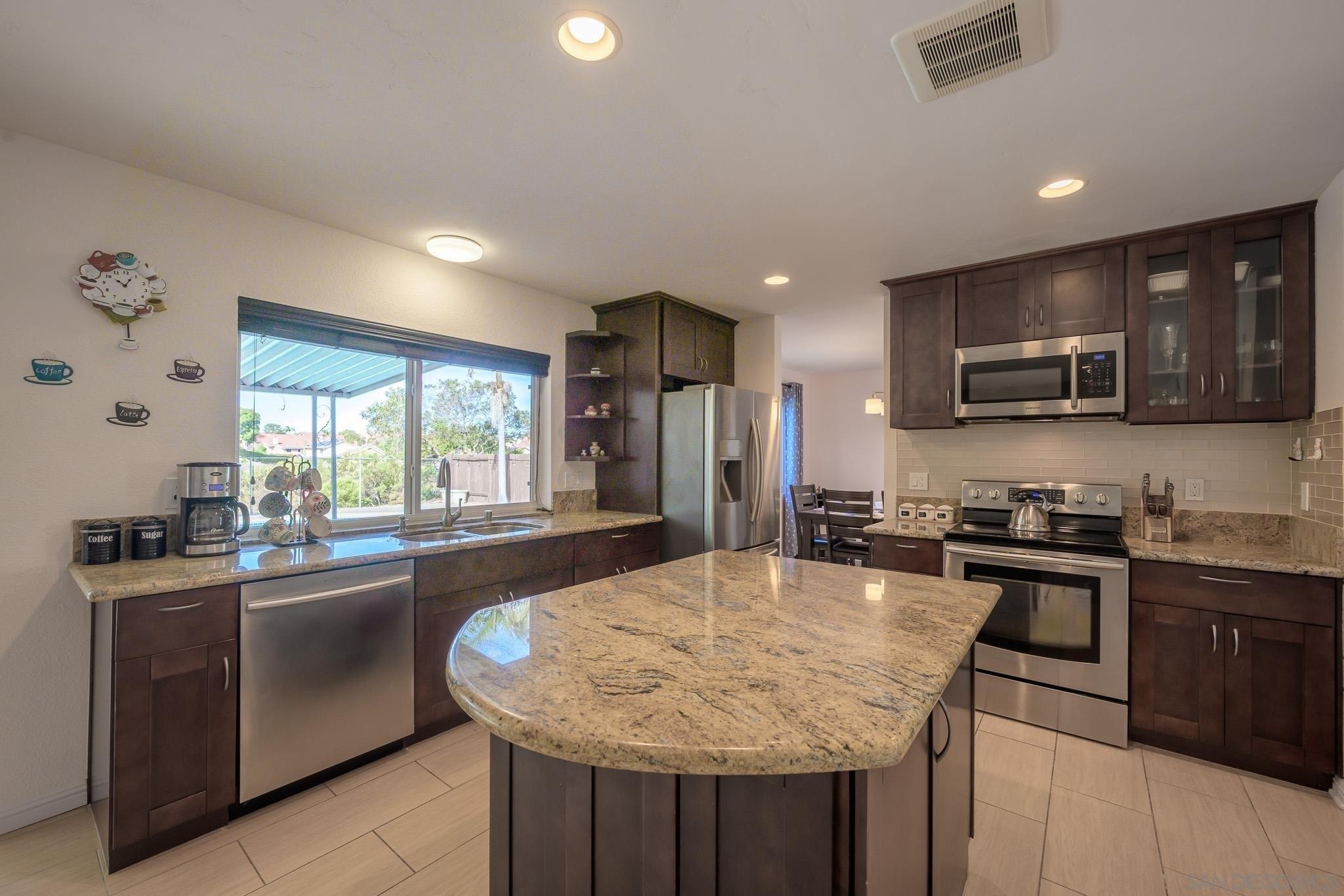 War Horse St, San Diego, CA 92129