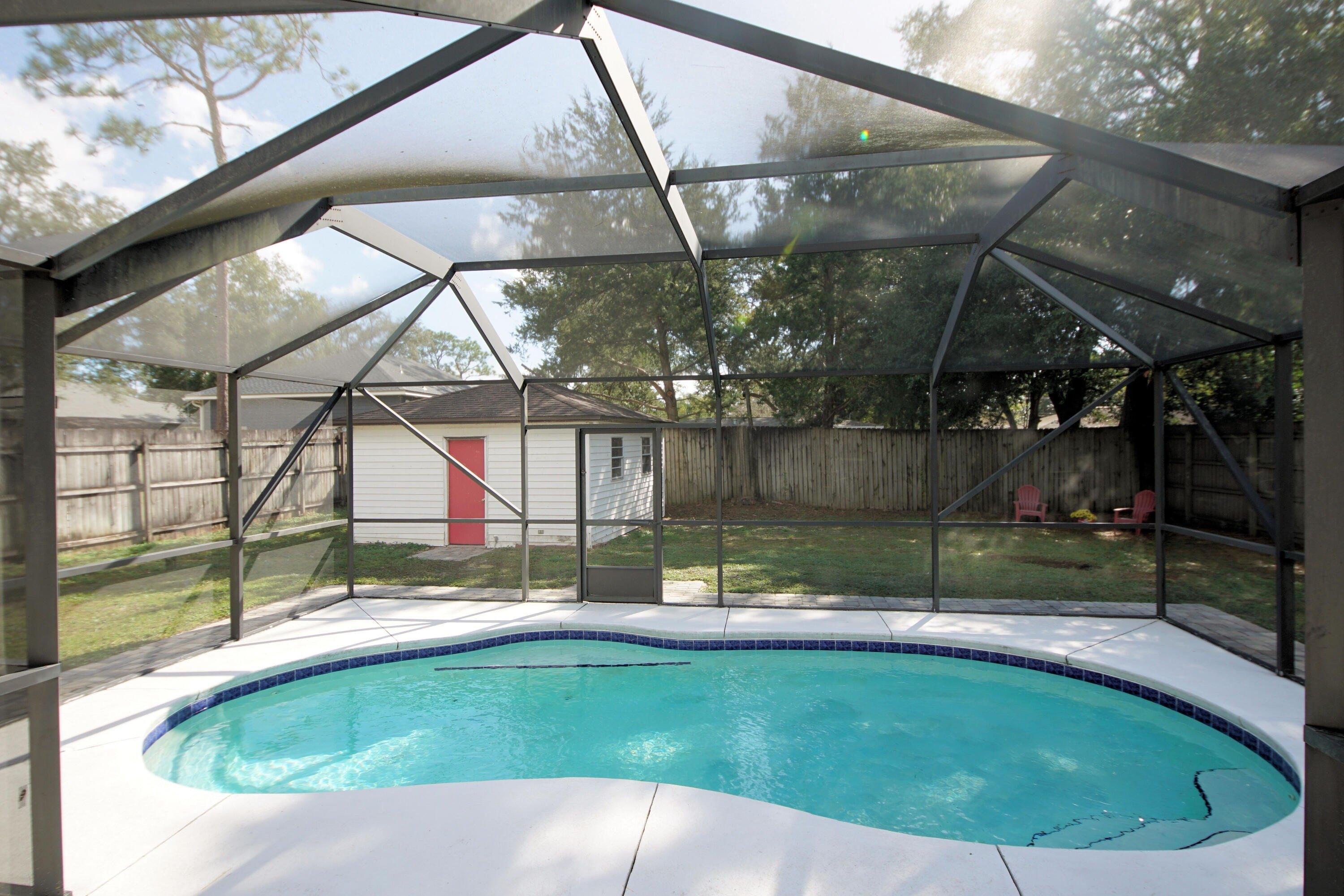 Glendale Ave, Valparaiso, FL 32580
