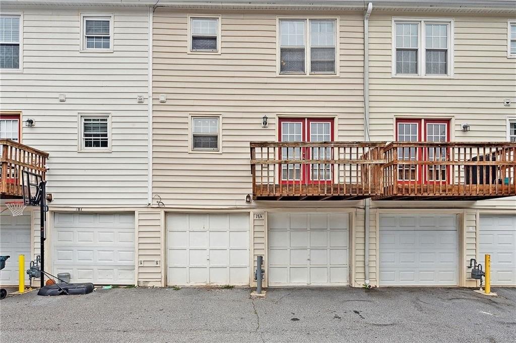 High Creek Dr, Roswell, GA 30076