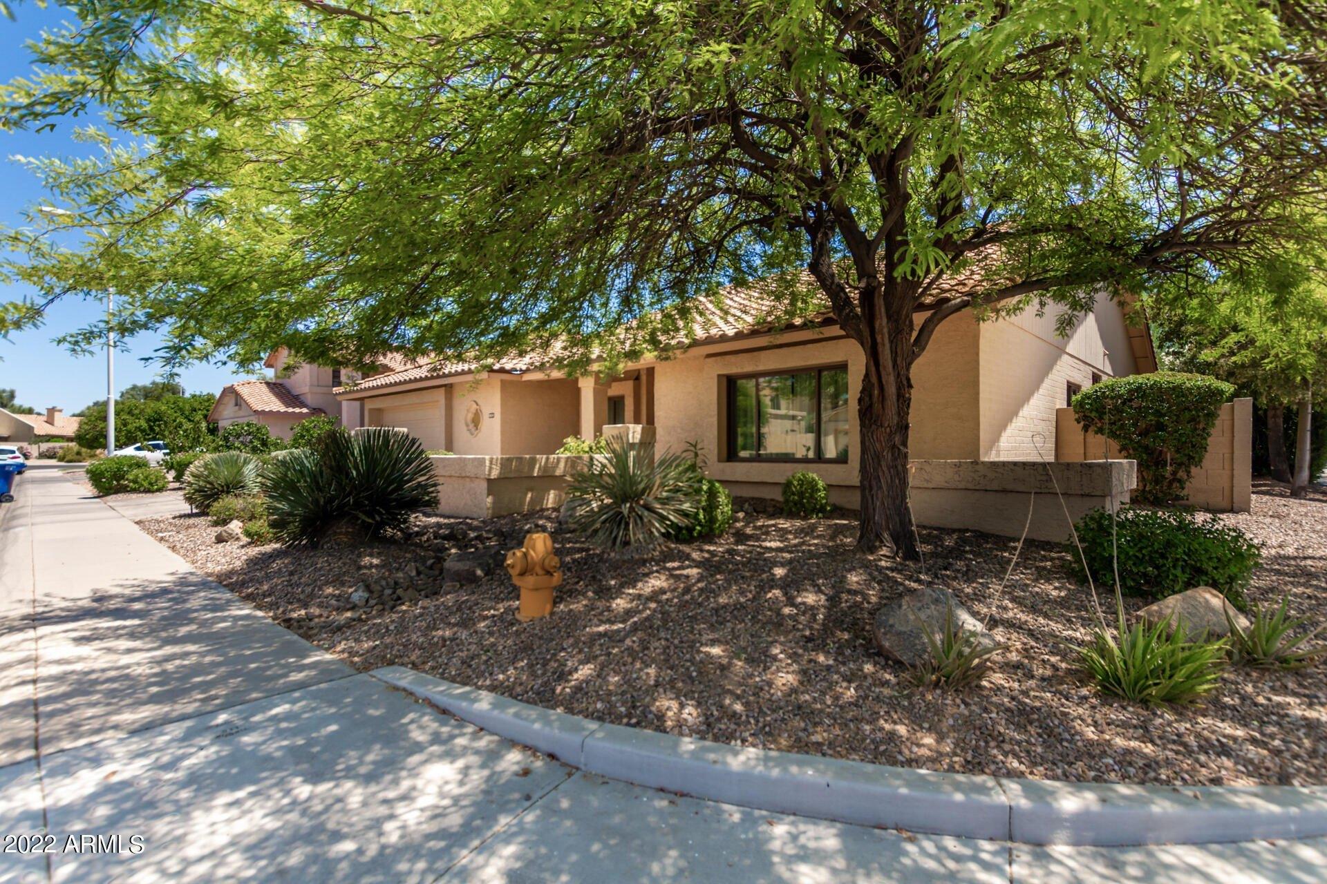 W Shawnee Dr, Chandler, AZ 85224