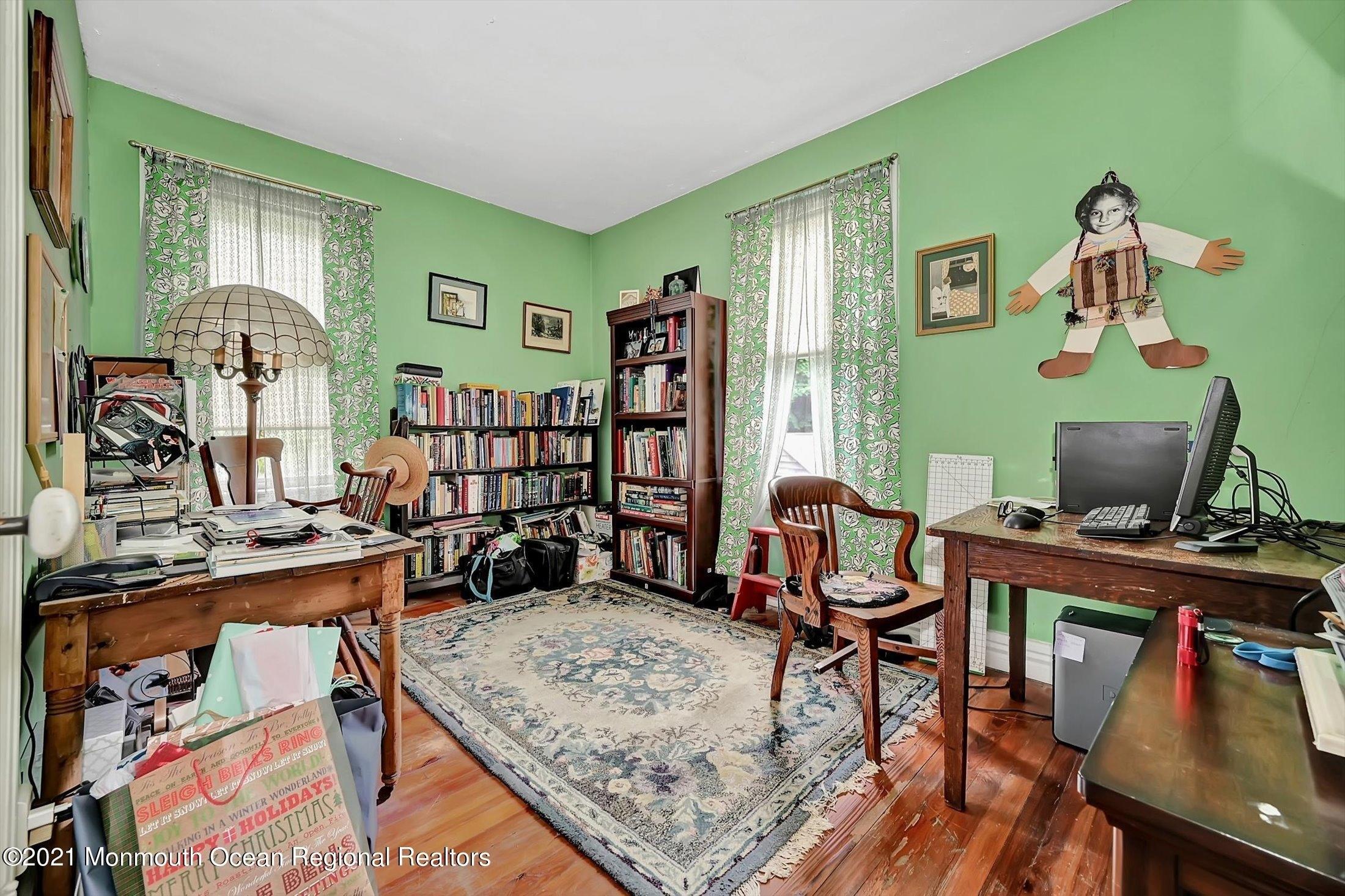 Norwood Ave, Ocean, NJ 07712