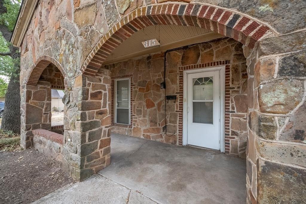 Cleveland Ave, Weatherford, TX 76086