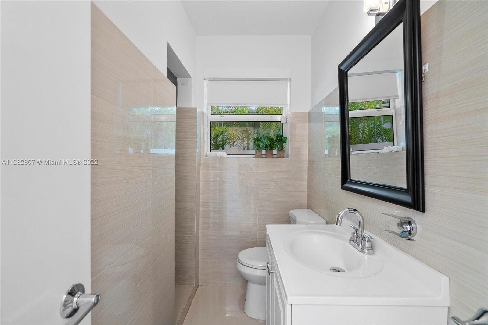 Bayside Ln, Miami Beach, FL 33141