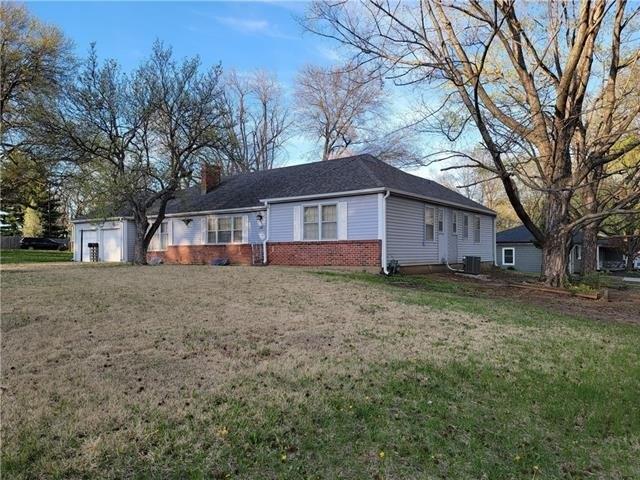 State Line Rd, Kansas City, MO 64114