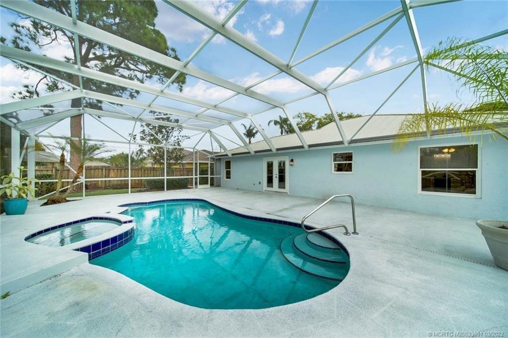 Se Todd Ave, Port Saint Lucie, FL 34983