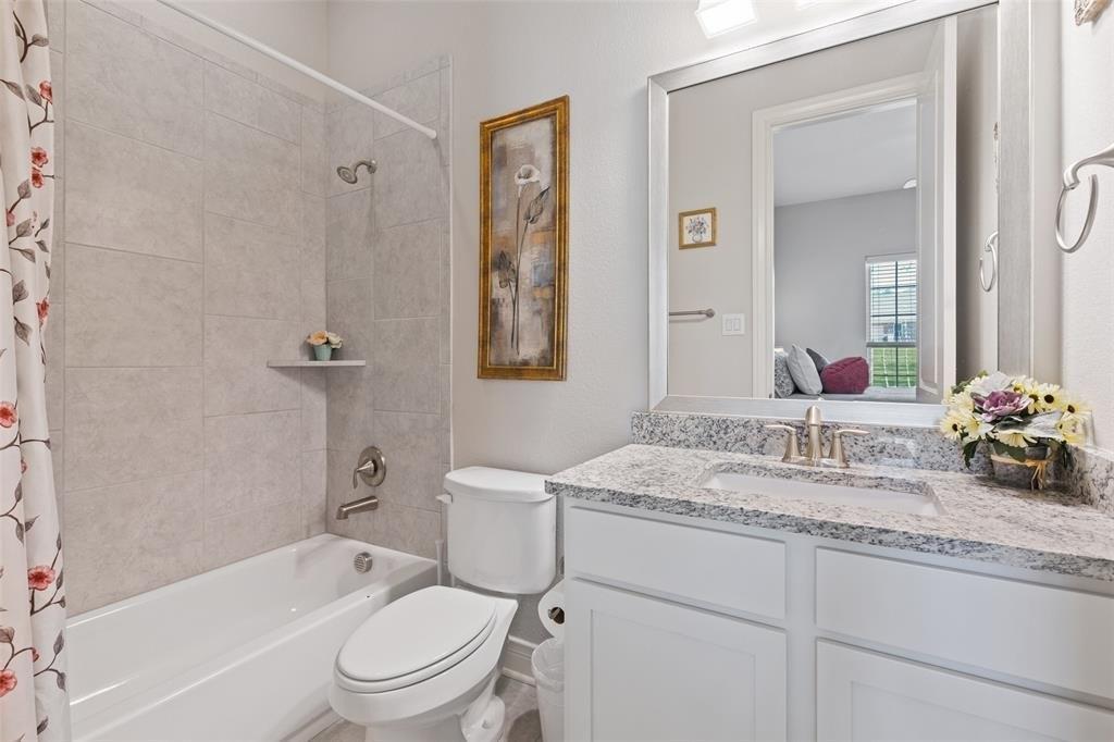Spanish Oak Dr, Aubrey, TX 76227