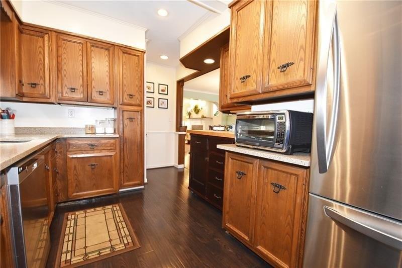 Beacon Hill Ave, Pittsburgh, PA 15216