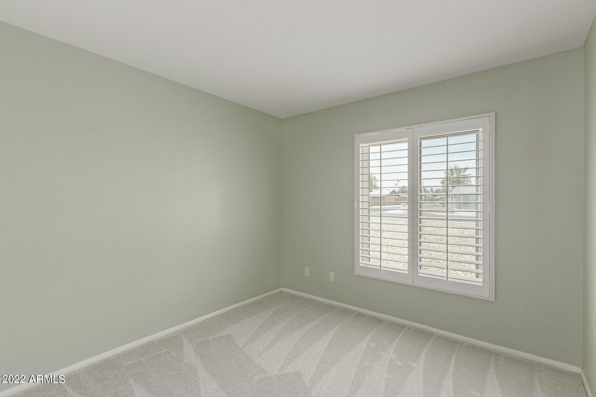 W Redfield Rd, Phoenix, AZ 85053