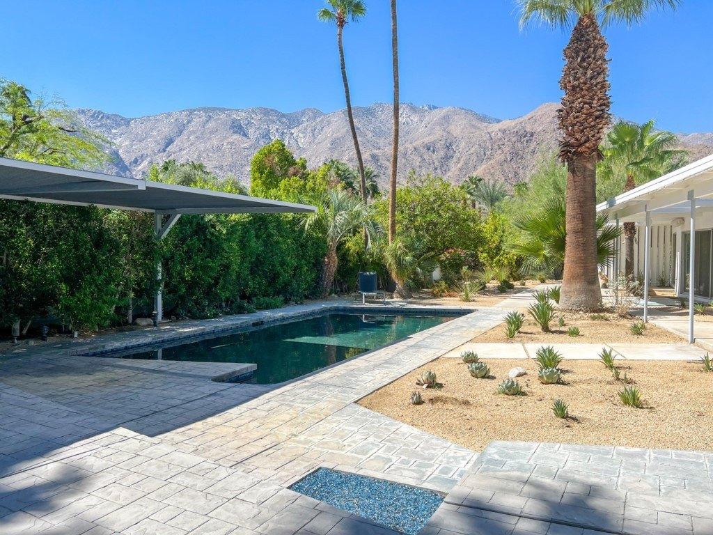 W Stevens Rd, Palm Springs, CA 92262