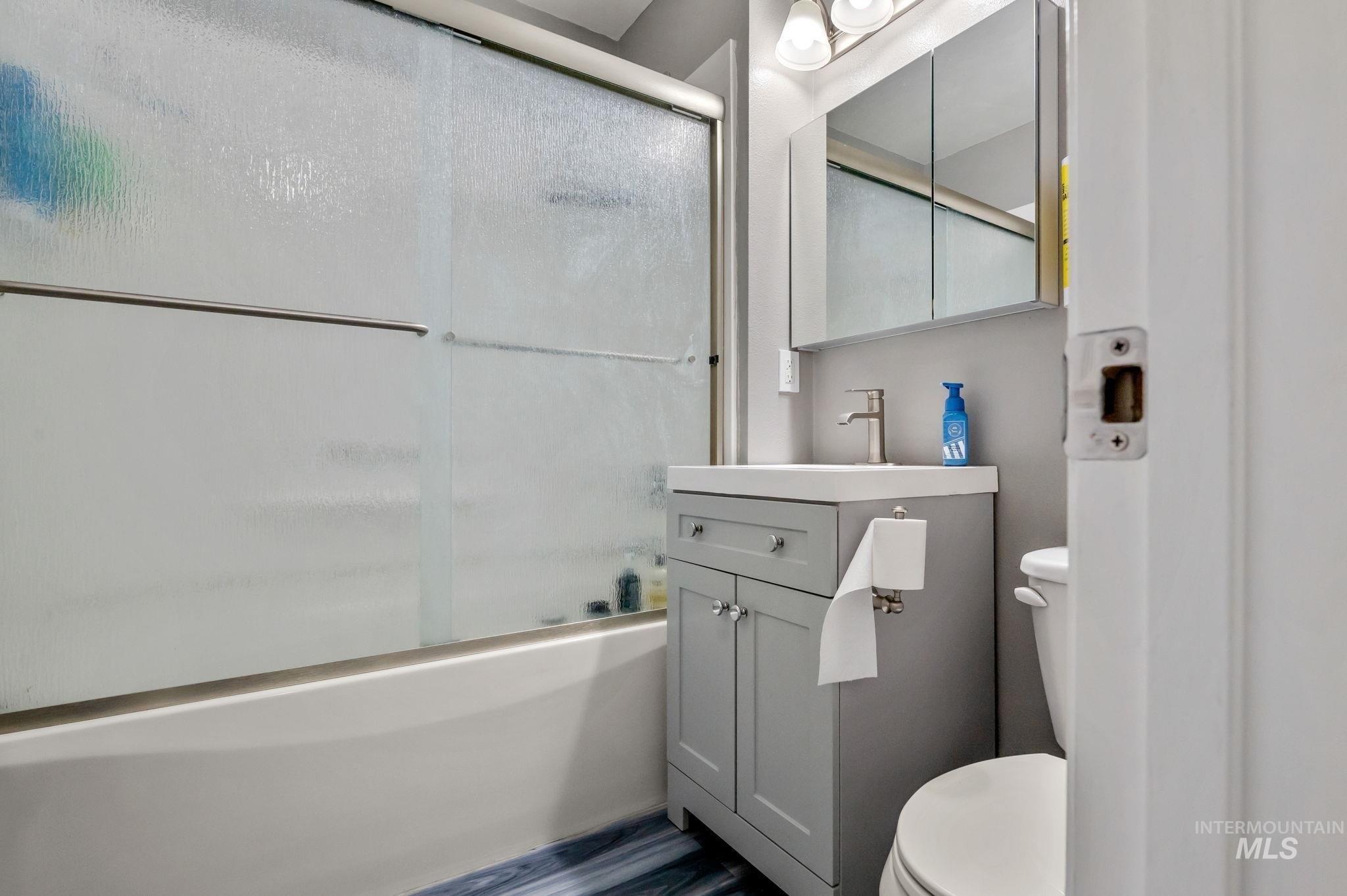 Airway Ave, Lewiston, ID 83501