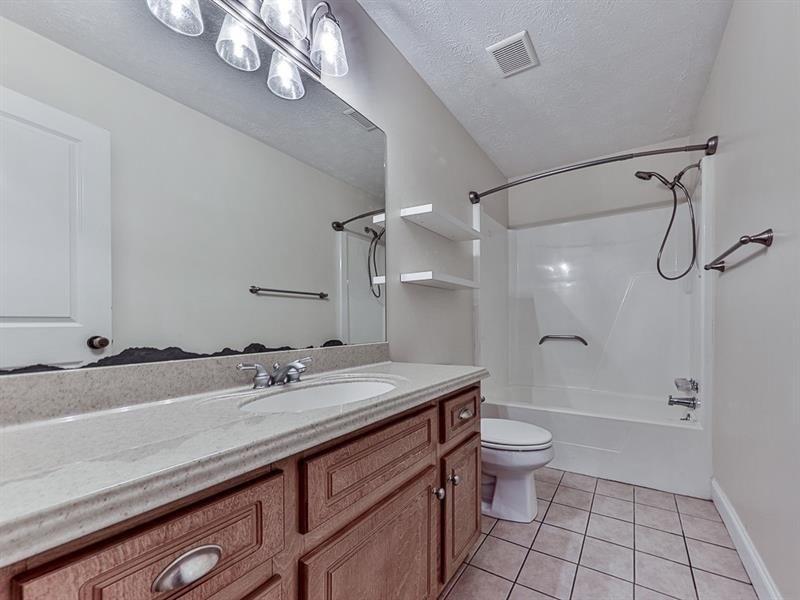 Hickory Ln, Canton, GA 30115