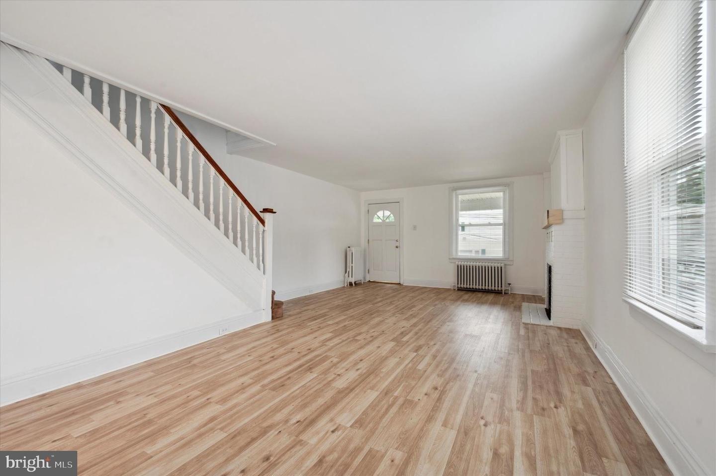 10th St, Brookhaven, PA 19015