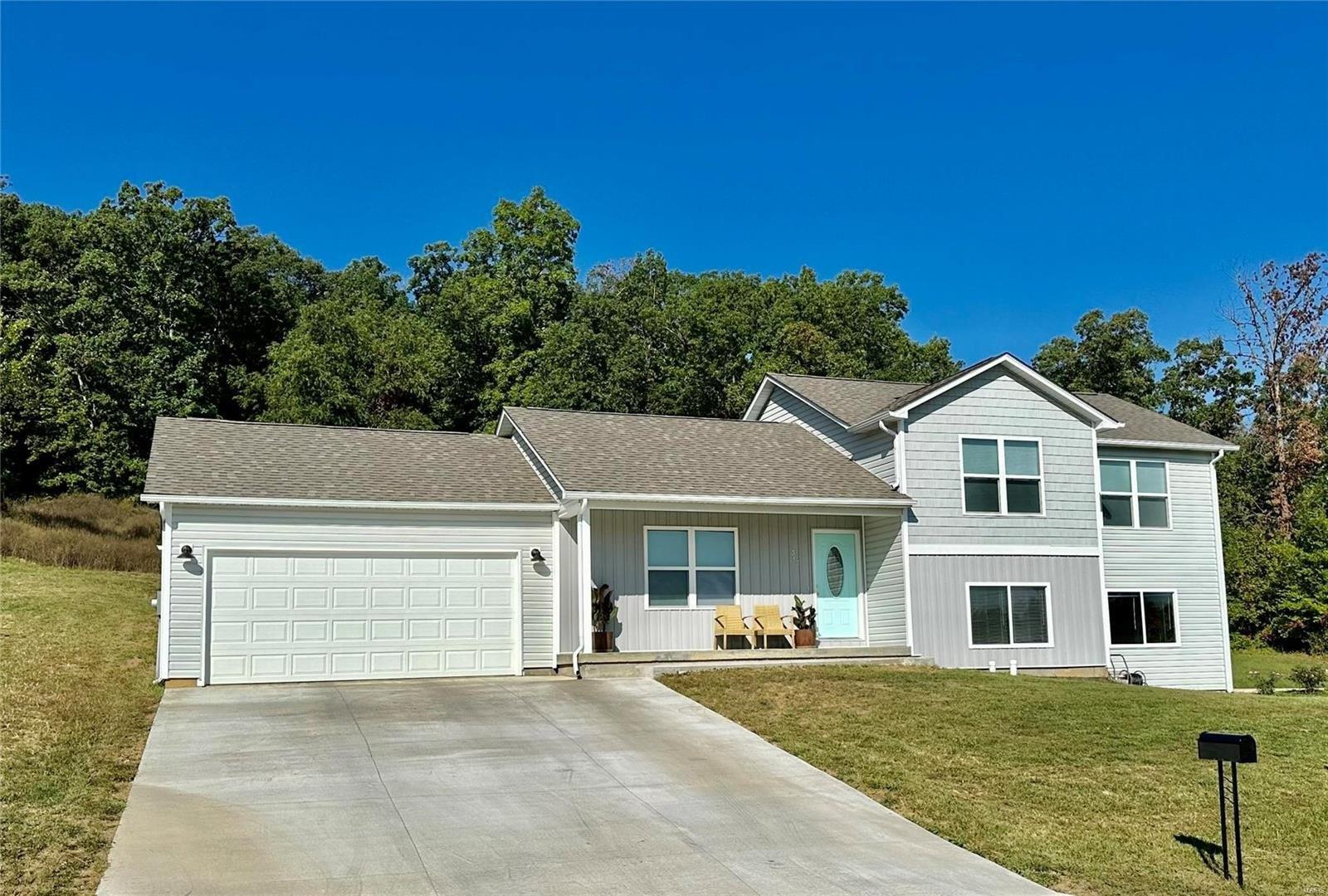 Moss Ln, Farmington, MO 63640