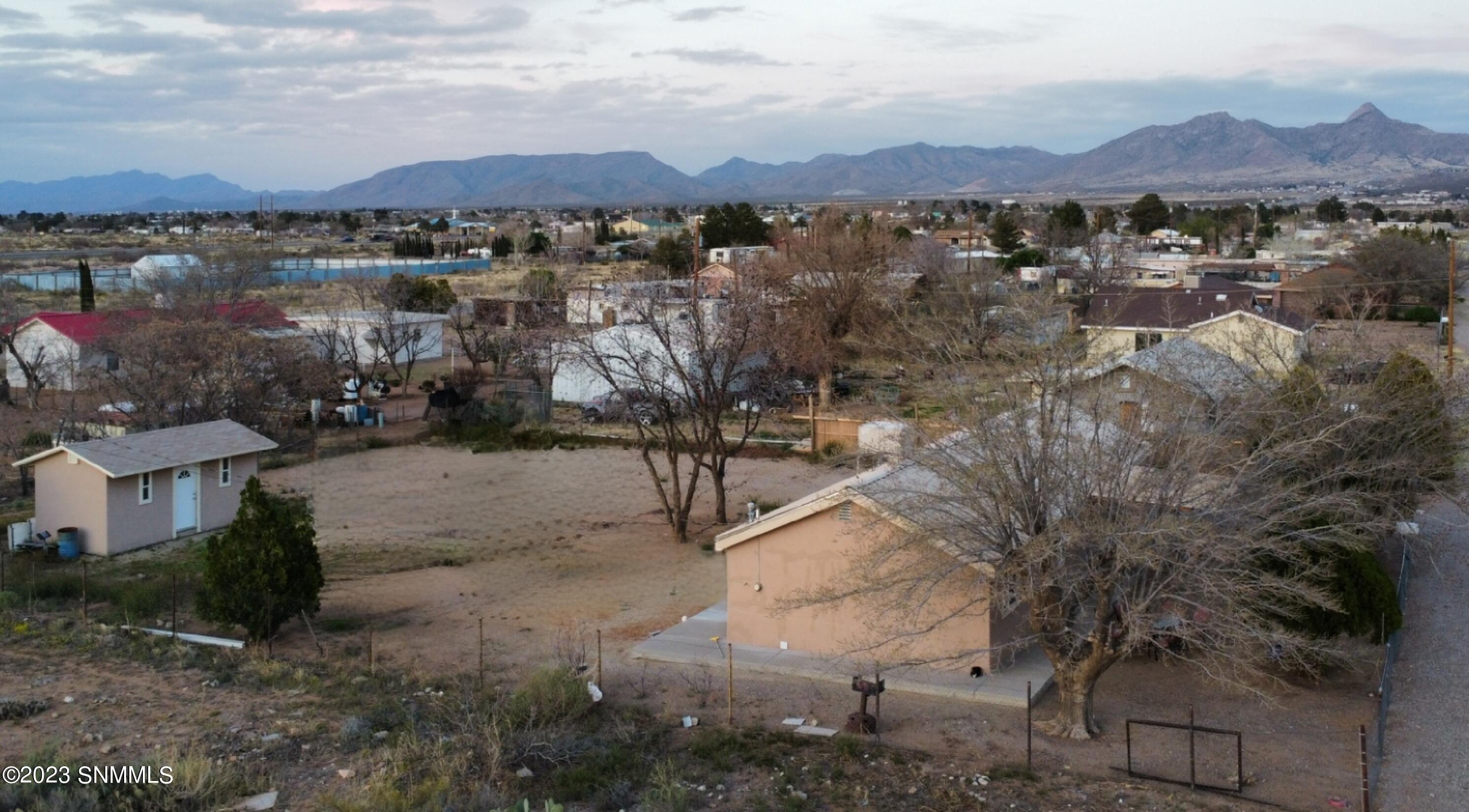 Higgins Ln, Las Cruces, NM 88011