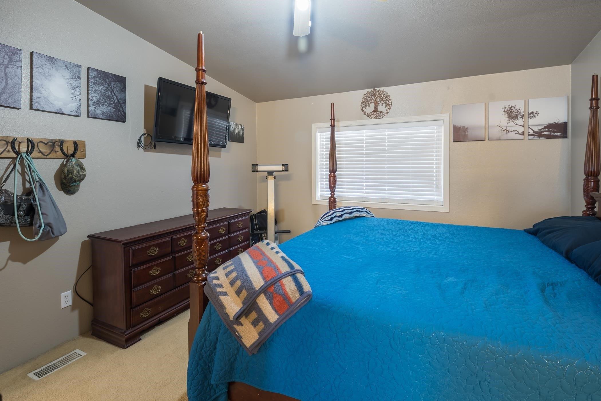 E 5th St, Deer Park, WA 99006