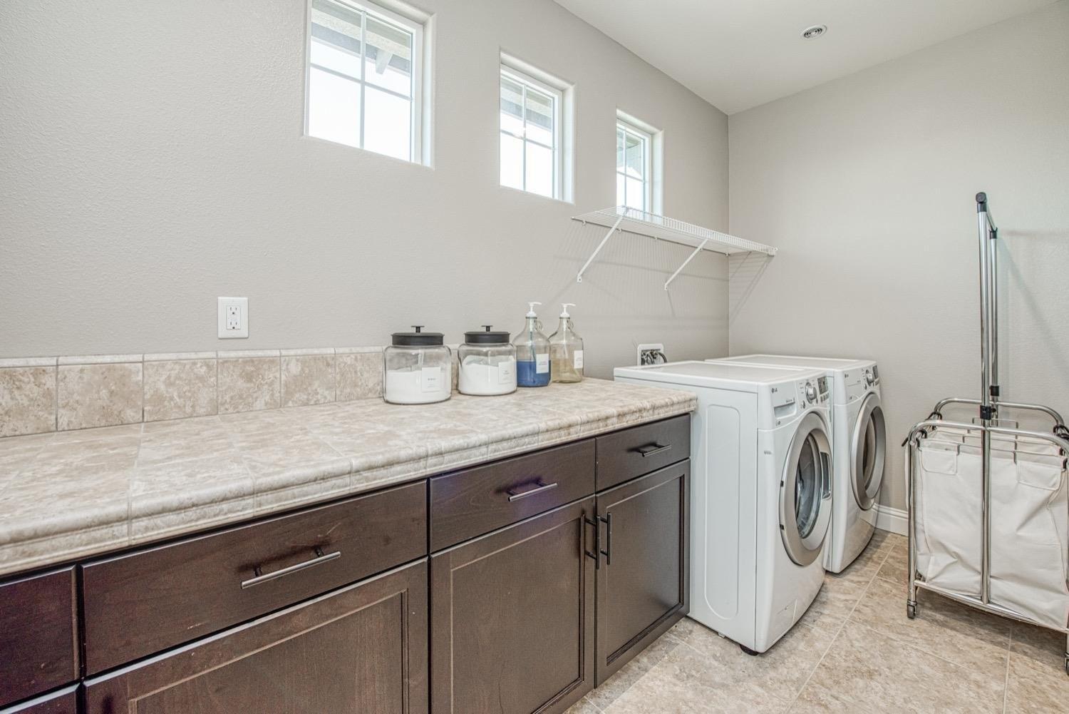 Vermont Ave, Clovis, CA 93619