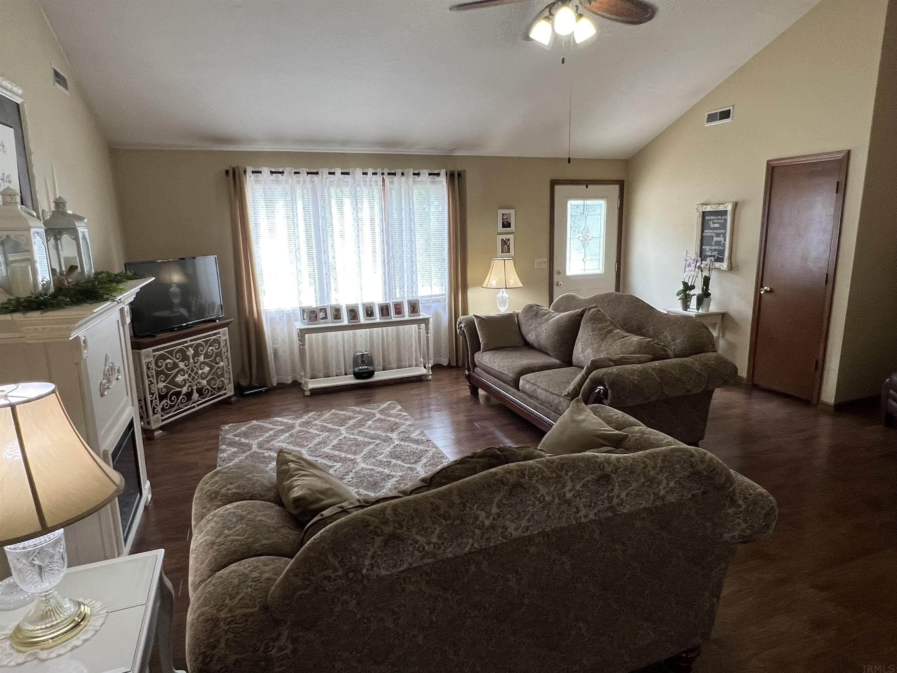 Spur Creek Ct, Fort Wayne, IN 46825