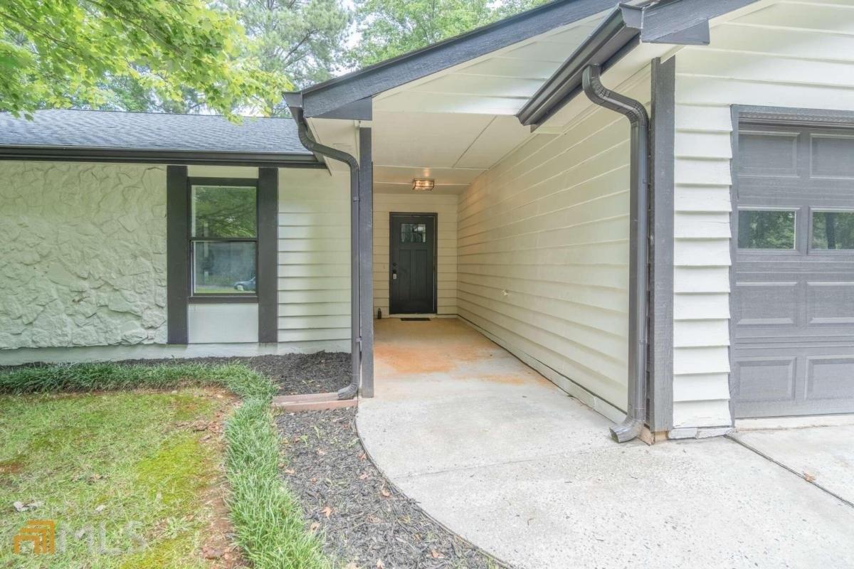 Ansley Dr, Roswell, GA 30076