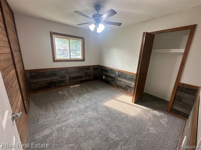 Fairwood Dr, Burton, MI 48529