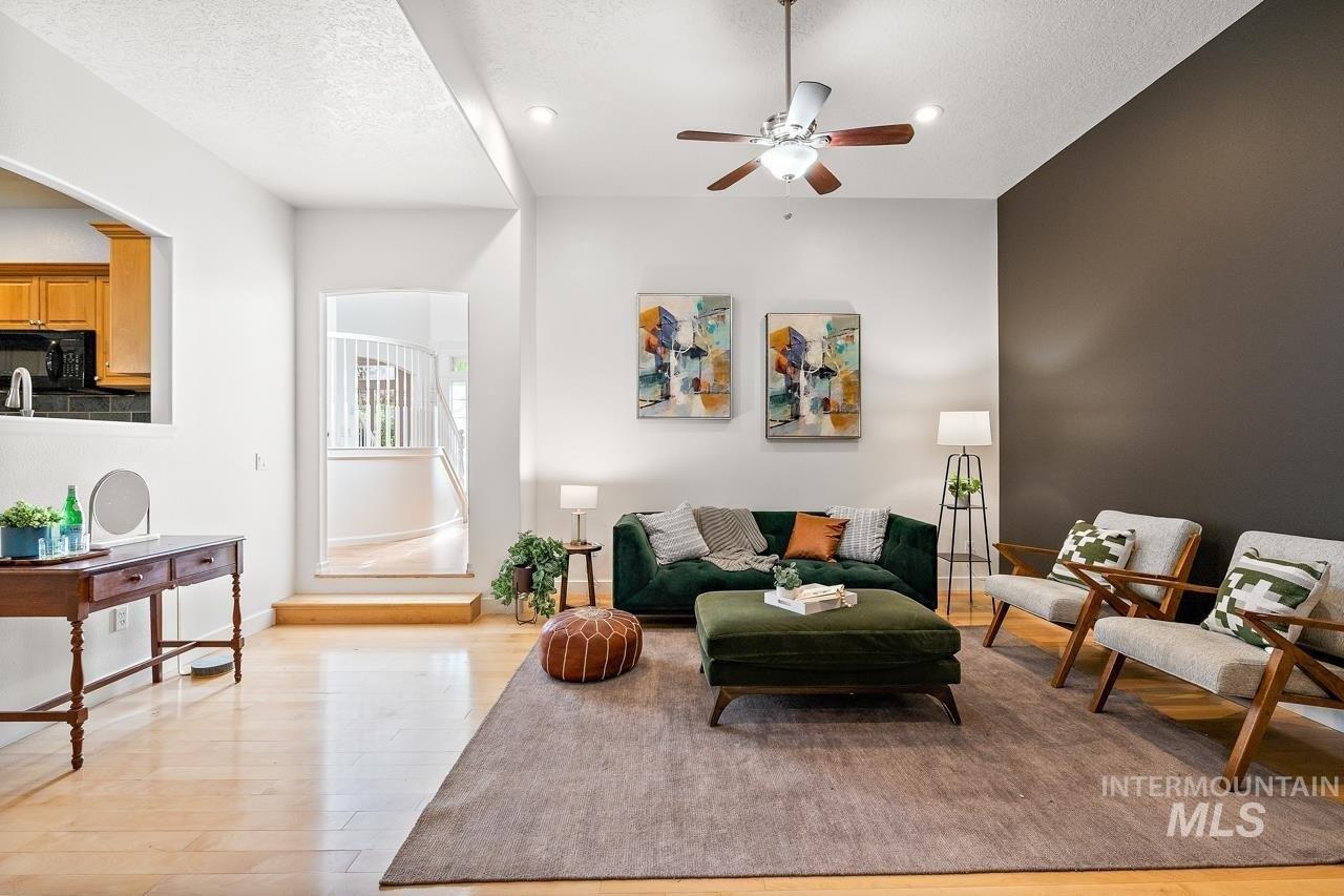 N Lopez Way, Eagle, ID 83616