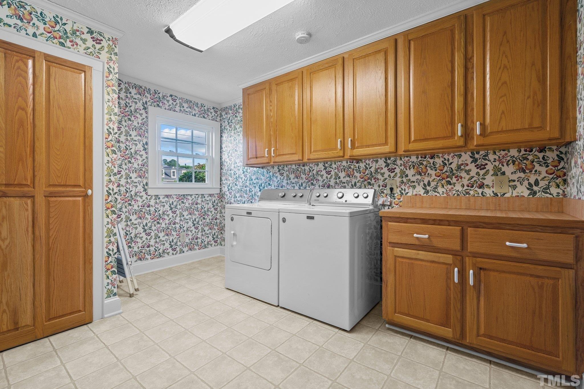 Jones Dr, Dunn, NC 28334