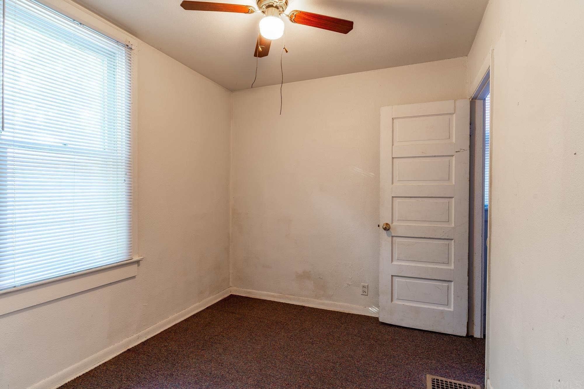 Dinnen Ave, Fort Wayne, IN 46807
