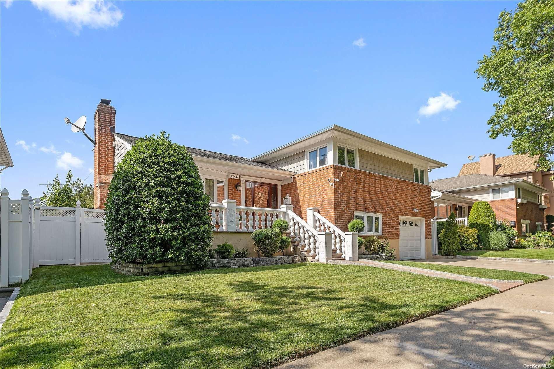 Grand Central Pkwy, Little Neck, NY 11362