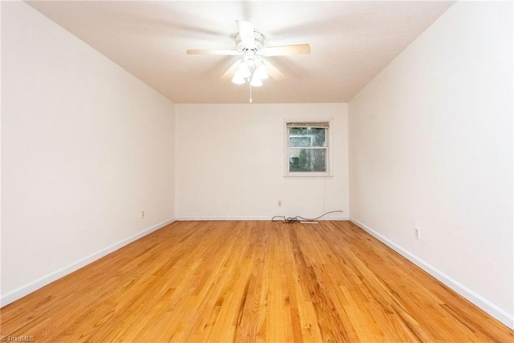 Shellhabour Blvd, Rural Hall, NC 27045